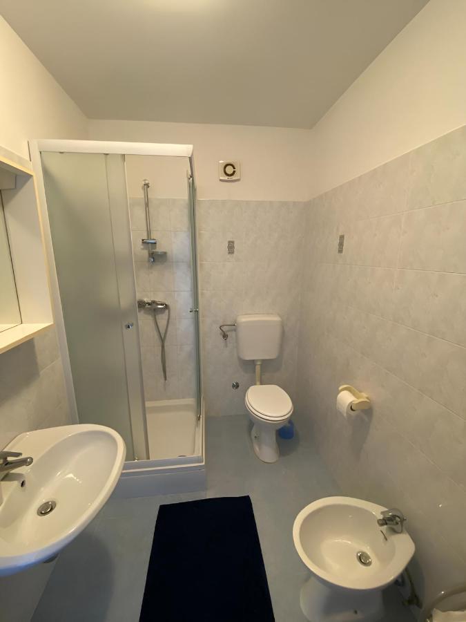 Apartmani Ana Borovac Funtana Esterno foto