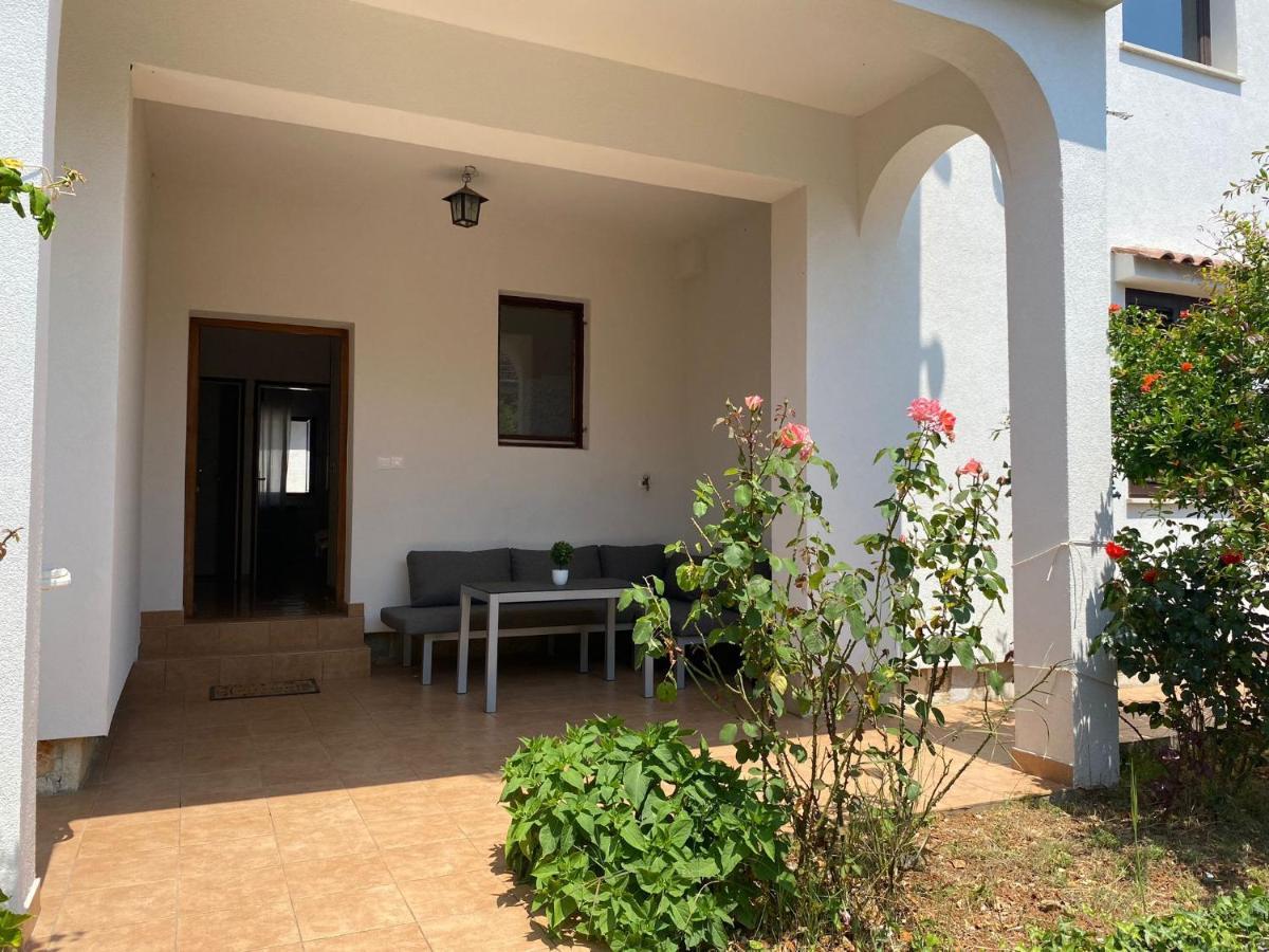 Apartmani Ana Borovac Funtana Esterno foto